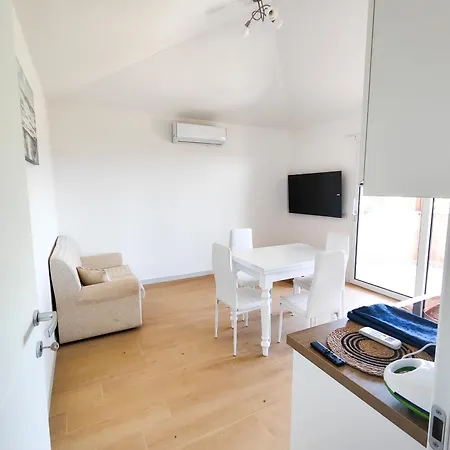 Mare Luxury 公寓 *